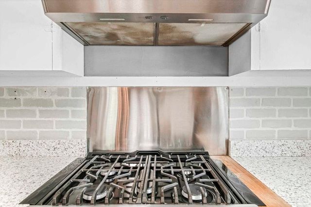 215 E Pine St, Atmore, AL 36502