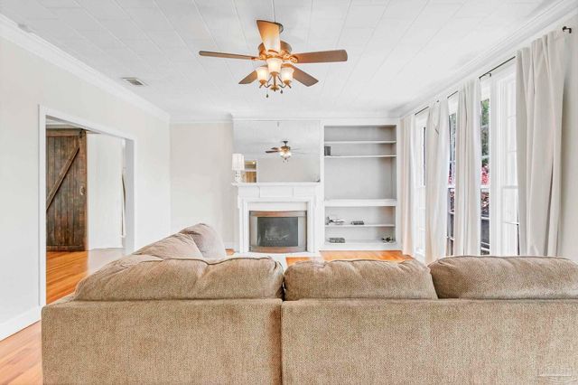 215 E Pine St, Atmore, AL 36502