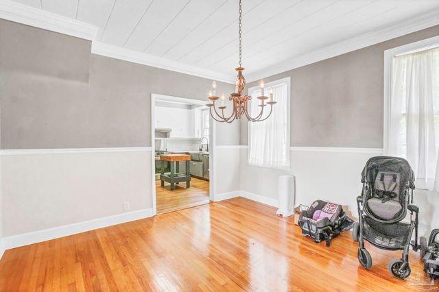 215 E Pine St, Atmore, AL 36502