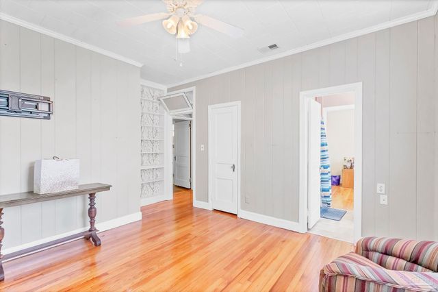 215 E Pine St, Atmore, AL 36502