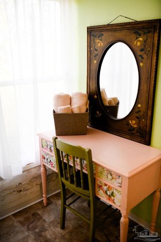 215 E Pine St, Atmore, AL 36502