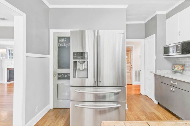 215 E Pine St, Atmore, AL 36502