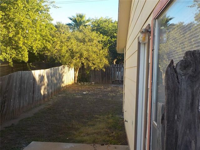 523 Cutty TRL A, Lakeway, TX 78734