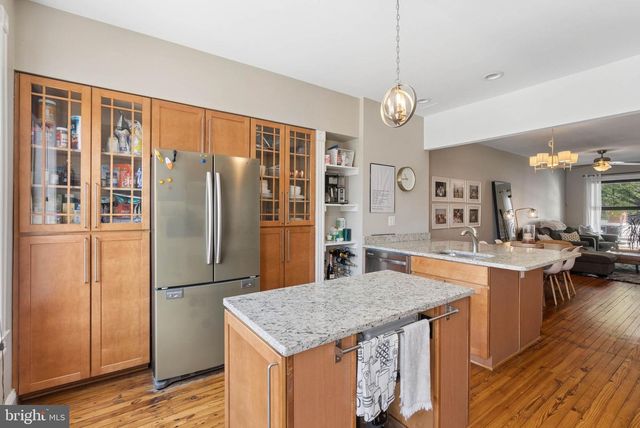 142 S BOULDIN ST, Baltimore, MD 21224