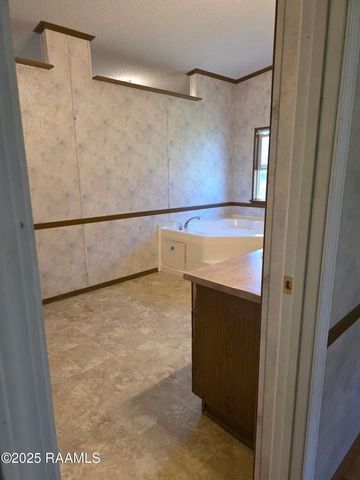 105 Tesa Drive, Scott, LA 70583
