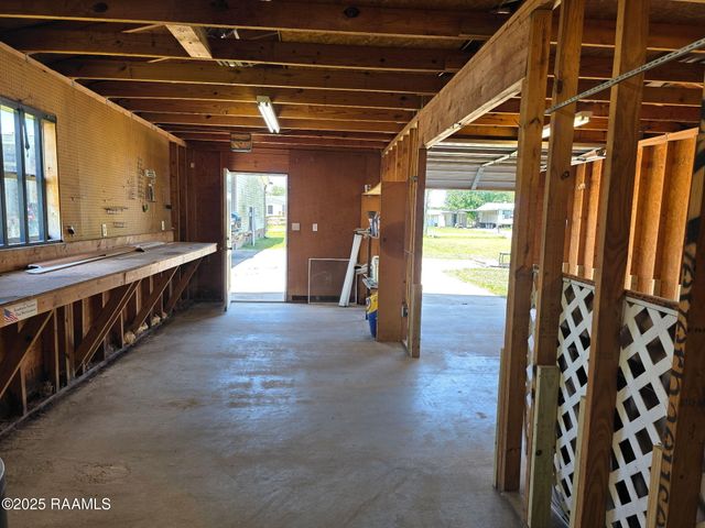 105 Tesa Drive, Scott, LA 70583