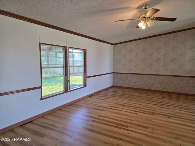 105 Tesa Drive, Scott, LA 70583