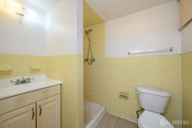 94 Van Buren Street, Newark, NJ 07105