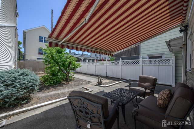 94 Van Buren Street, Newark, NJ 07105