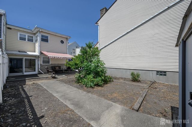 94 Van Buren Street, Newark, NJ 07105