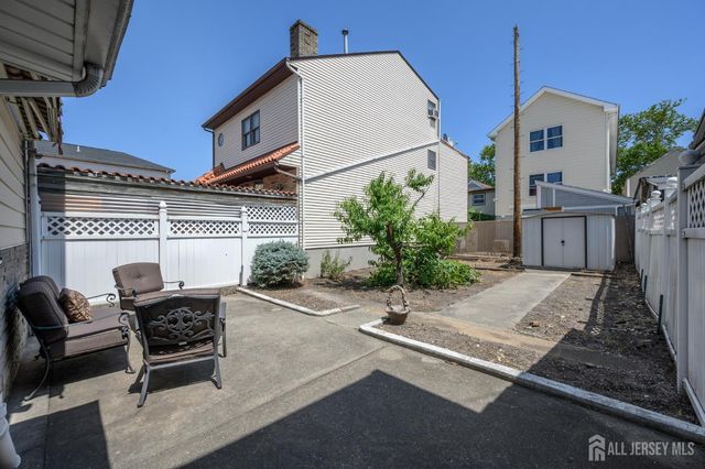 94 Van Buren Street, Newark, NJ 07105