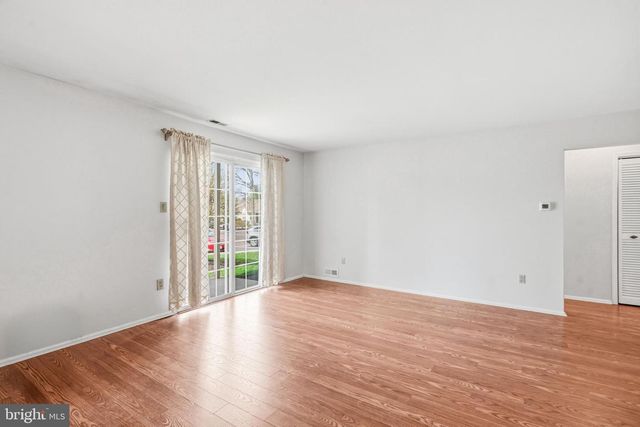 3193A NEILS CT, Mount Laurel, NJ 08054