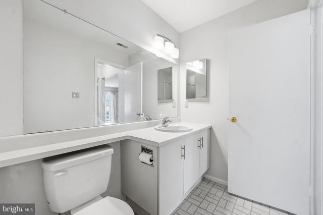 3193A NEILS CT, Mount Laurel, NJ 08054