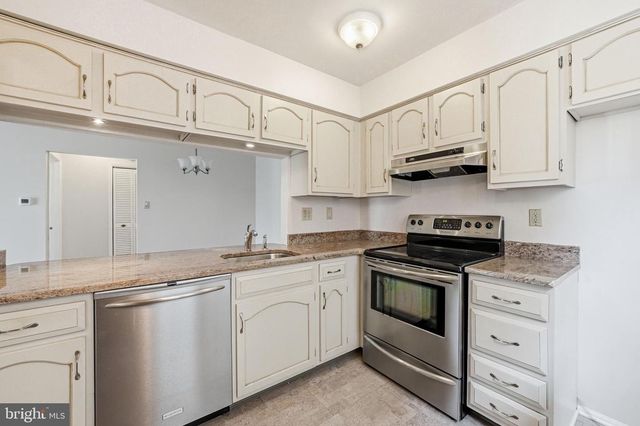 3193A NEILS CT, Mount Laurel, NJ 08054