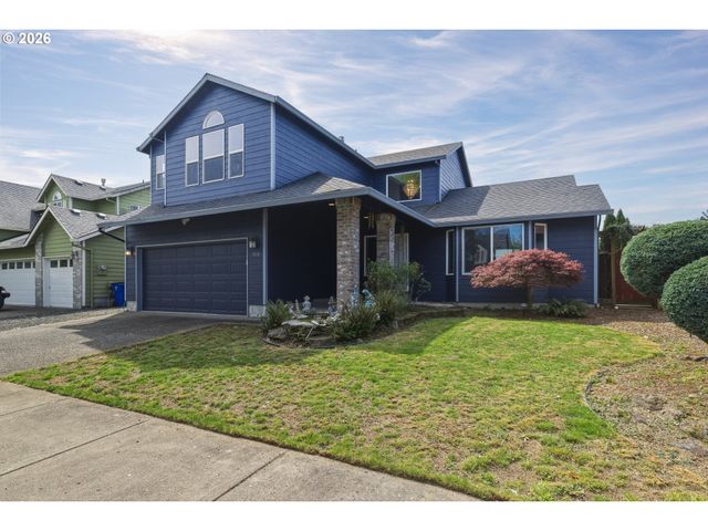 1818 Ne BLUE HERON Dr, Portland, OR 97211