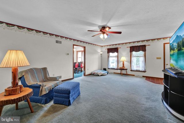 218 MASON DR, Ephrata, PA 17522