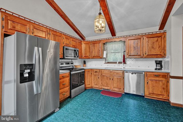 218 MASON DR, Ephrata, PA 17522