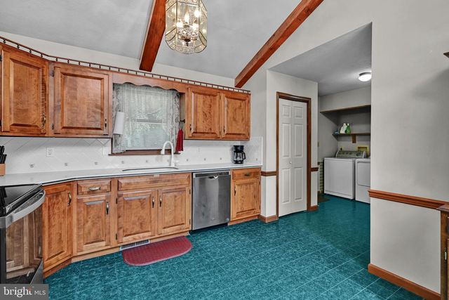 218 MASON DR, Ephrata, PA 17522