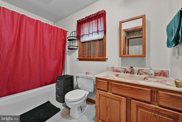 218 MASON DR, Ephrata, PA 17522