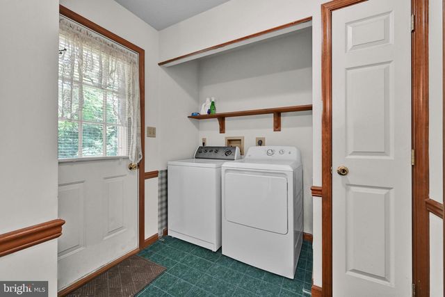 218 MASON DR, Ephrata, PA 17522