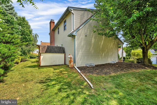 218 MASON DR, Ephrata, PA 17522