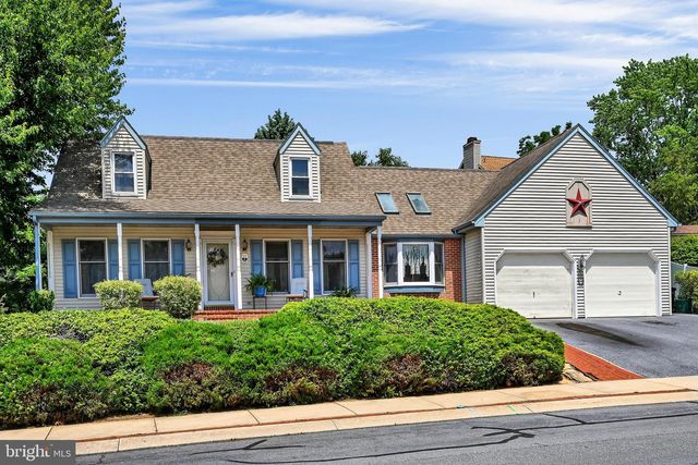 218 MASON DR, Ephrata, PA 17522