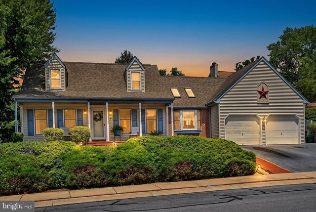 218 MASON DR, Ephrata, PA 17522