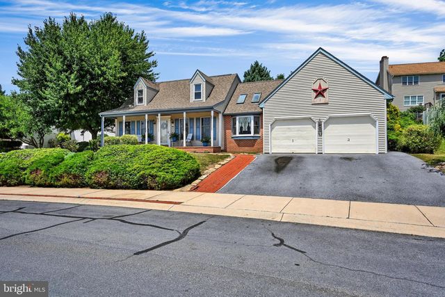 218 MASON DR, Ephrata, PA 17522
