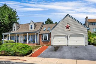 218 MASON DR, Ephrata, PA 17522