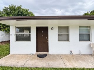 3639 SW 13th Ct 4, Fort Lauderdale, FL 33312
