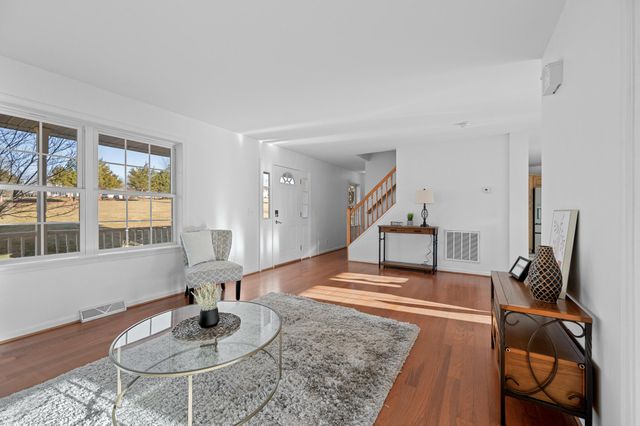 2683 Five Forks RD, Bedford, VA 24523