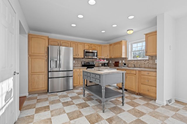 2683 Five Forks RD, Bedford, VA 24523