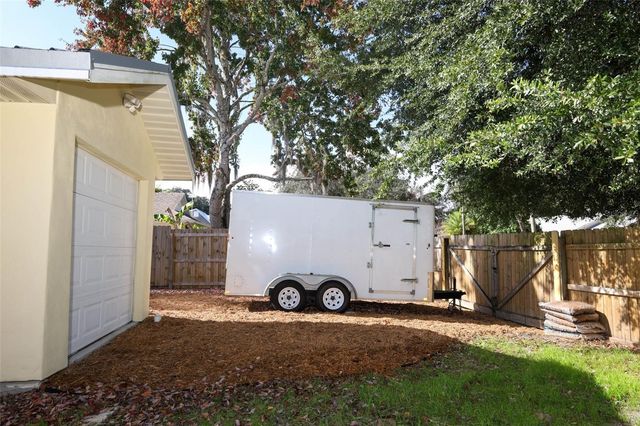 615 CITRUS AVENUE, Oviedo, FL 32765