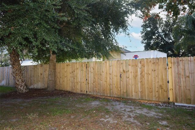 615 CITRUS AVENUE, Oviedo, FL 32765