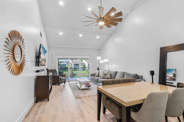 8770 Azalea Ct 203, Tamarac, FL 33321
