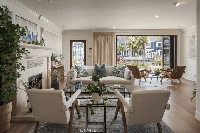 162 Rivo Alto Canal, Long Beach, CA 90803