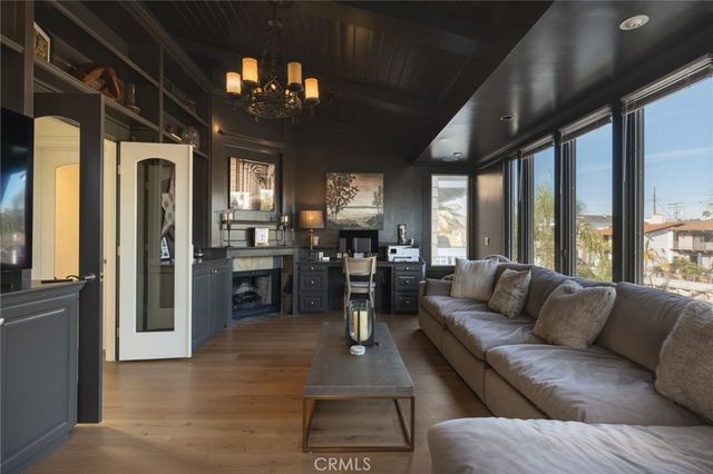 162 Rivo Alto Canal, Long Beach, CA 90803