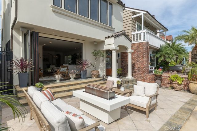 162 Rivo Alto Canal, Long Beach, CA 90803