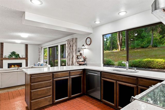 26340 SE 158 Street, Issaquah, WA 98027