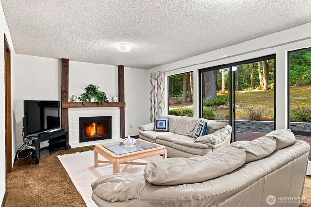26340 SE 158 Street, Issaquah, WA 98027