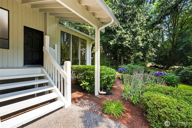 26340 SE 158 Street, Issaquah, WA 98027