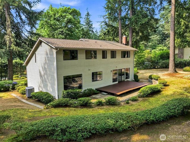 26340 SE 158 Street, Issaquah, WA 98027