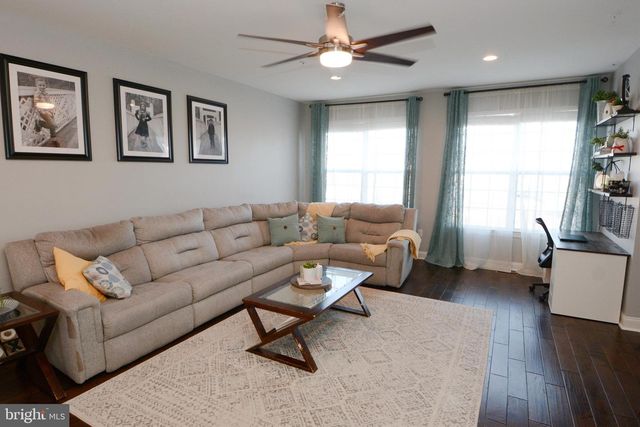 326 W HAMLIN AVE, Telford, PA 18969