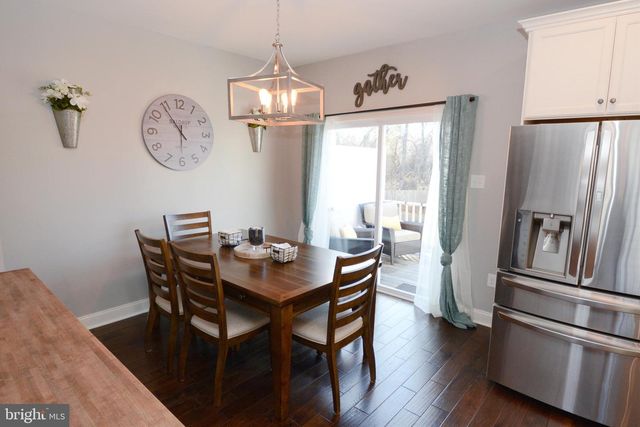 326 W HAMLIN AVE, Telford, PA 18969