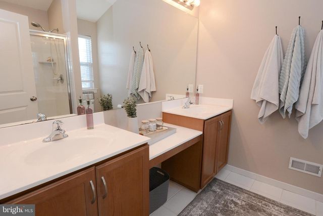 326 W HAMLIN AVE, Telford, PA 18969