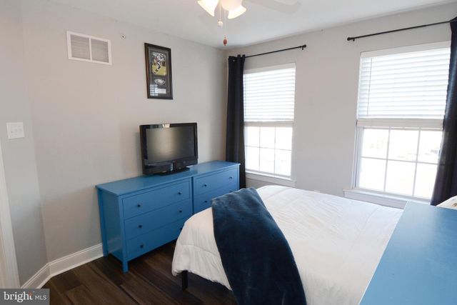 326 W HAMLIN AVE, Telford, PA 18969