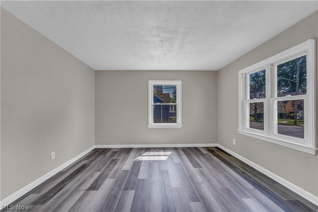 13702 Wainstead Avenue, Cleveland, OH 44111