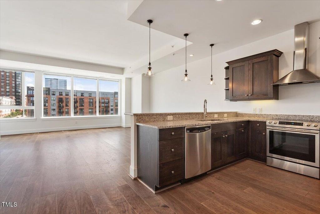 400 W North Street 732, Raleigh, NC 27603