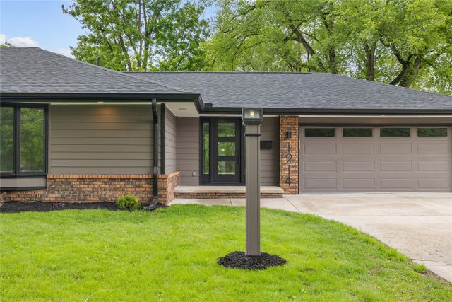 1214 19th Street, West Des Moines, IA 50265