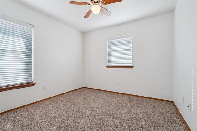 753 SW 4th Place, Moore, OK 73160